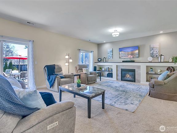 3rd image of 2553 163rd Street Ct E