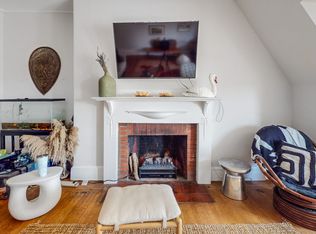 360 Tappan St APT 3, Brookline, MA 02445