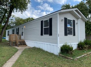 157 Newton St, Edwardsville, KS 66113