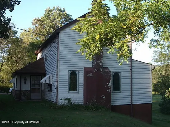59 Subyak Rd, Wapwallopen, PA 18660