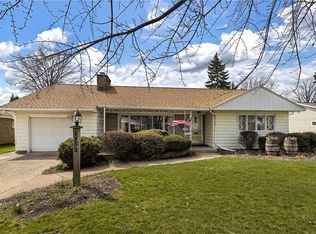 1152 Western Ln, Erie, PA 16505
