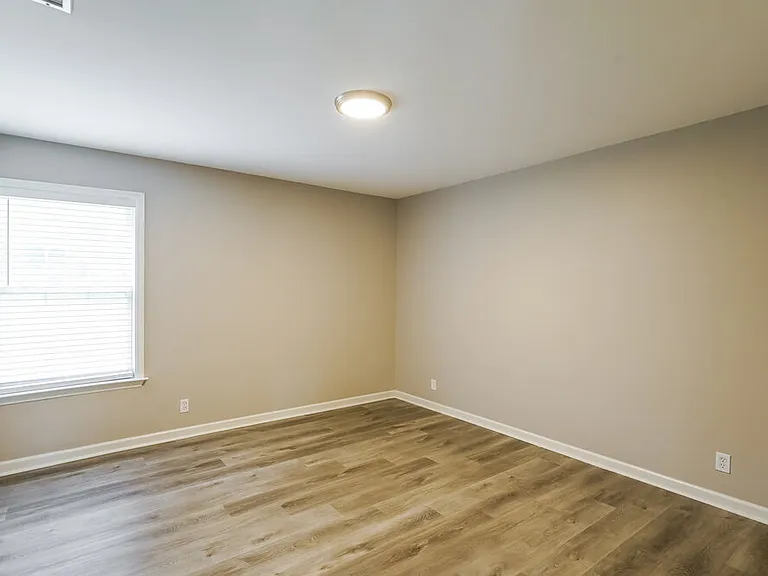 1212 Orchard Mountain Ct — Photo 16