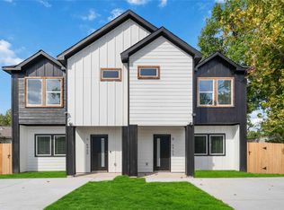 6909 S Hall St #B, Houston, TX 77028