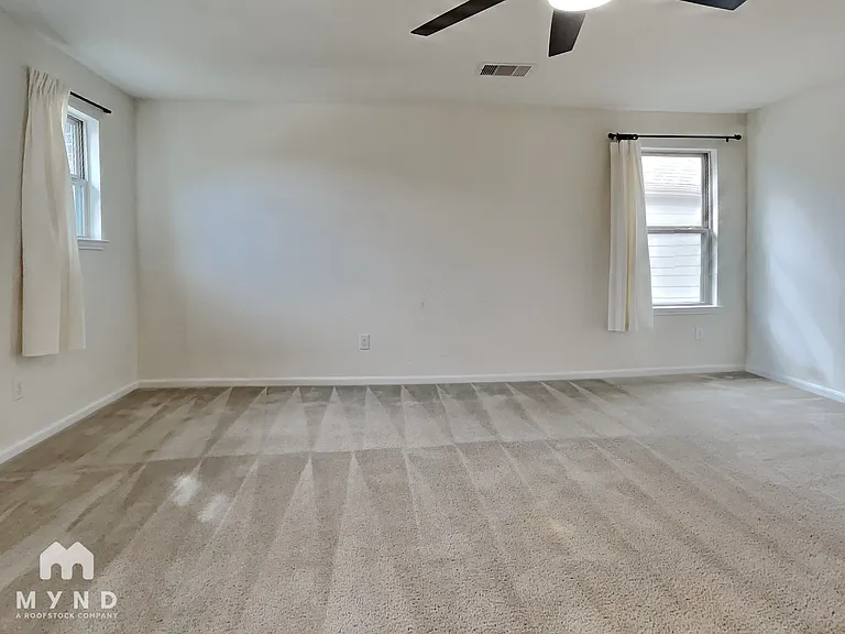 1706 Claire Creek Ct — Photo 13