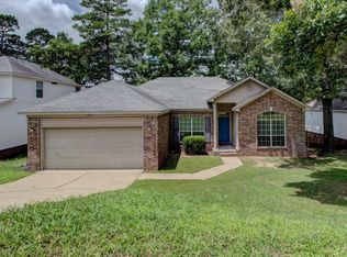 12825 Westglen Dr, Little Rock, AR 72211