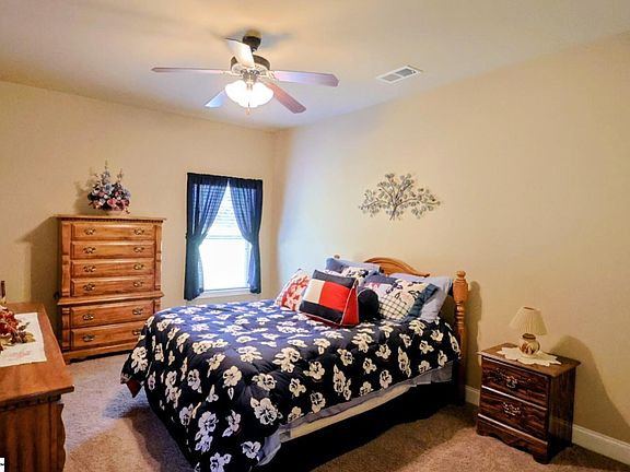 4th image of 209 Tea Olive Pl