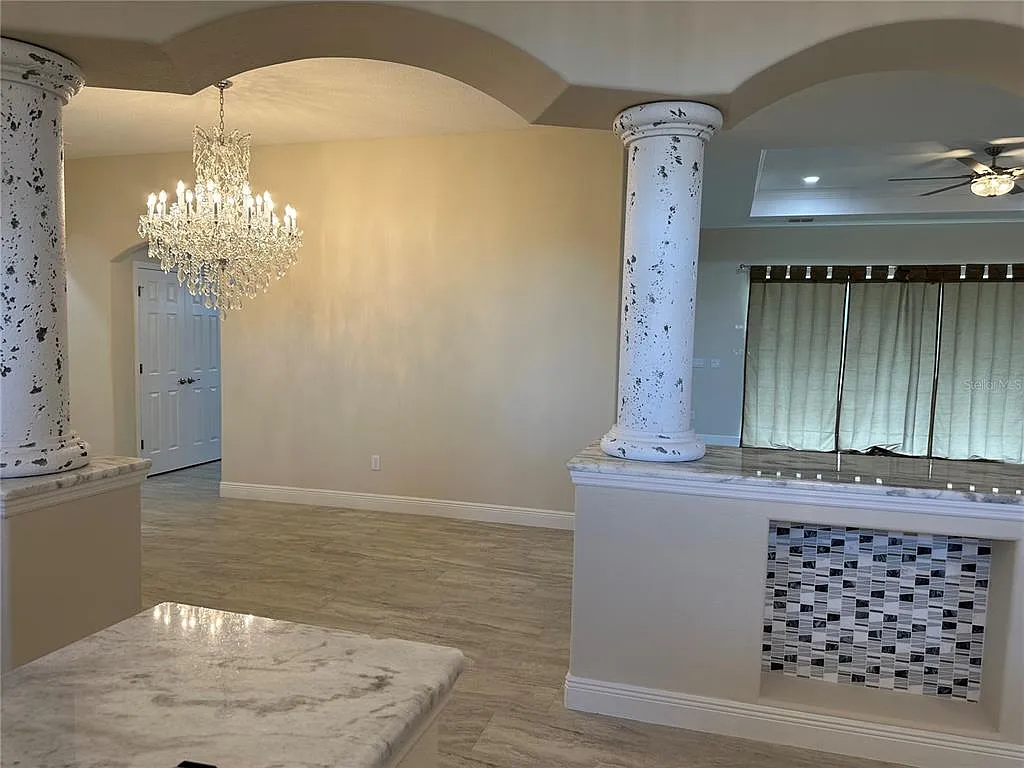 4 bed, 3.0 bath, 3543 sqft, $3,400 — Photo 4