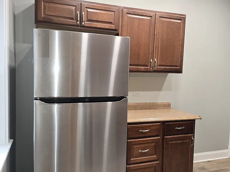 6102 S Ingleside Ave #3 — Photo 9