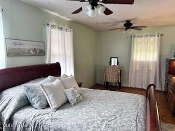 1818 Vaught Cir, Southaven, MS 38671