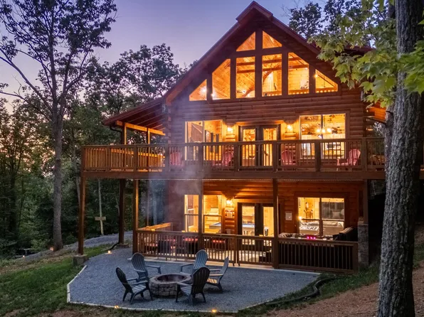2118 Red Bud Rd, Sevierville, TN 37876