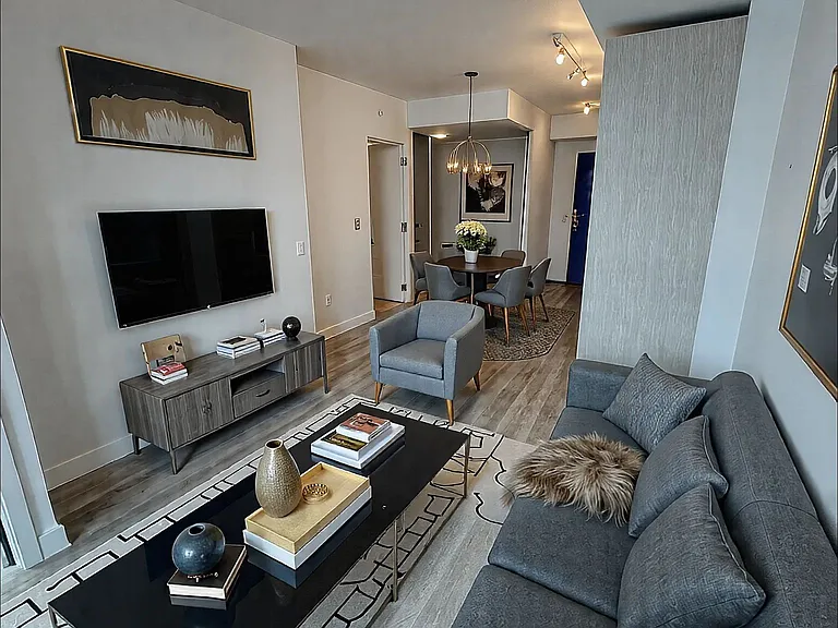 28 Eastern Ave S #417 — Photo 6