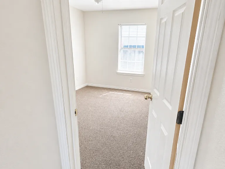 3601 Malibu Ln — Photo 6