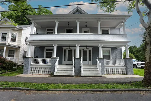 144 Saint James St #1A Photo 1