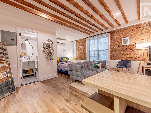 2nd image of 152 W 49th St #2DA