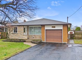 6722 Margaret St, Niagara Falls, ON L2G 2V3