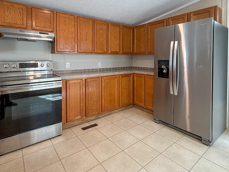 83 Richardson Ln — Photo 5