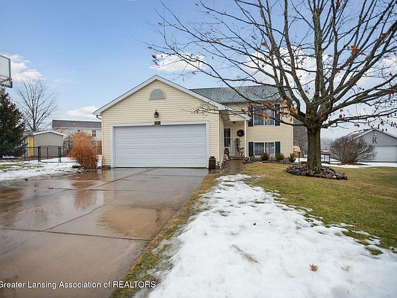 2nd image of 4056 Scenicview Ct
