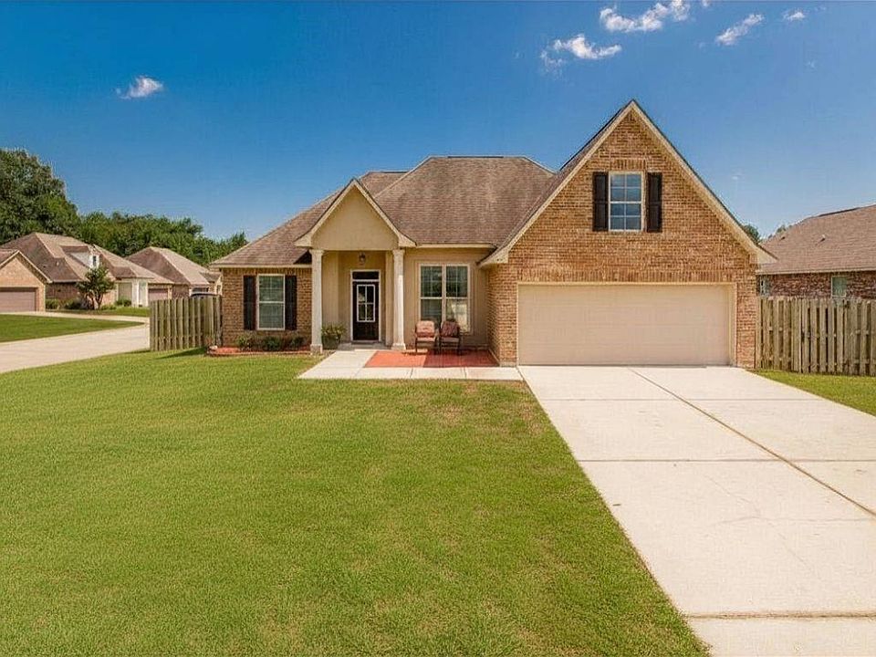 1st image of 585 Ponderosa Dr