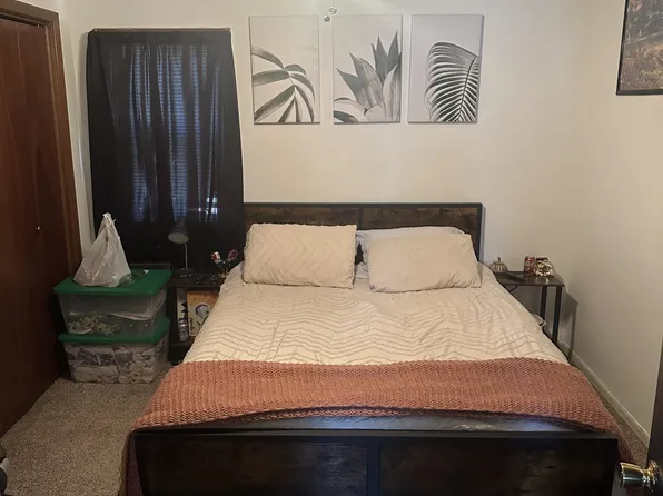 737 N King St, Ottawa, KS 66067