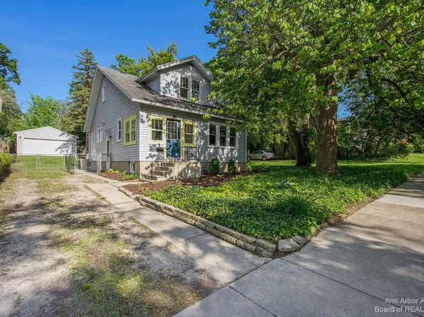 917 S 7th St, Ann Arbor, MI 48103