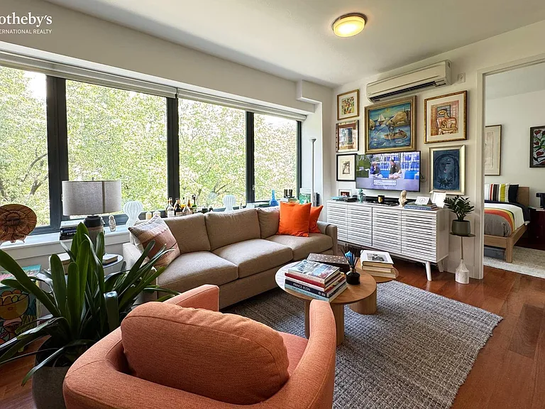 52 Convent Ave #4B — Photo 4
