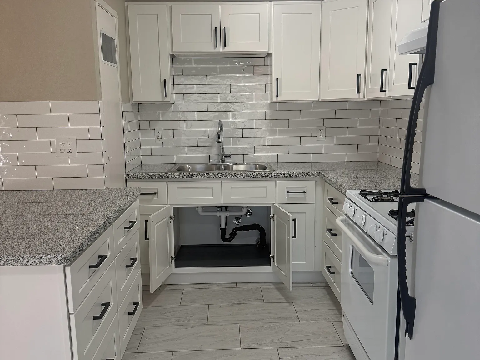 1 bed, 525 sqft, $1,100 — Photo 3
