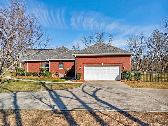 3rd image of 706 Orr Rd