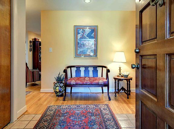 2nd image of 53 Yeardleys Grant