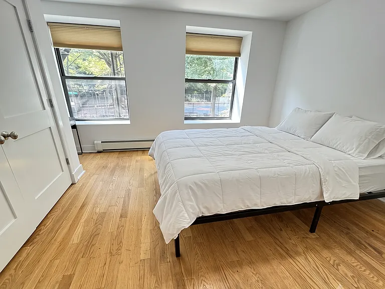 305 W 150th St #202 — Photo 2