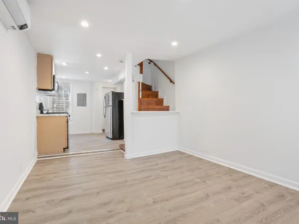 122 S Carlton St, Baltimore, MD 21223