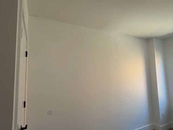 2nd image of 355 E 194th St #4G