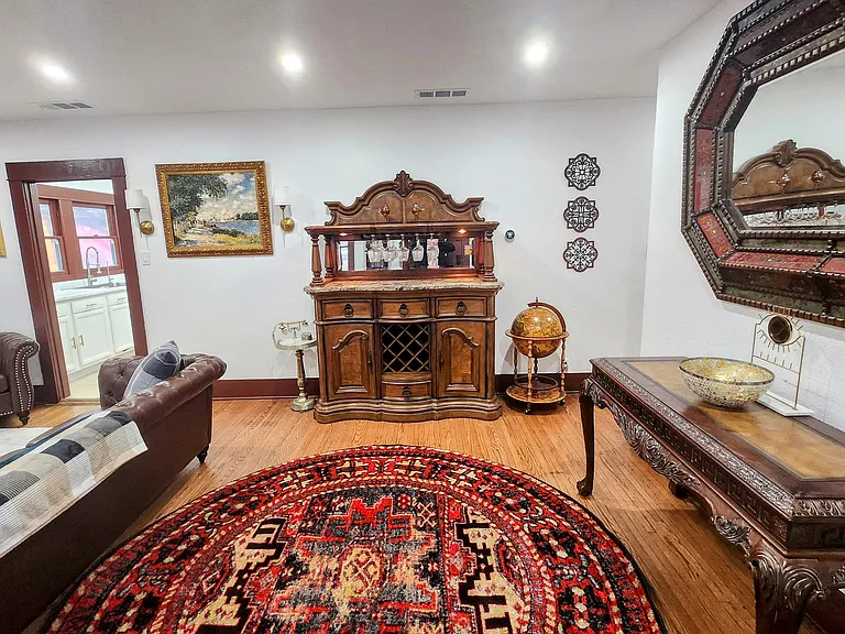 616 W Chapman Ave — Photo 88