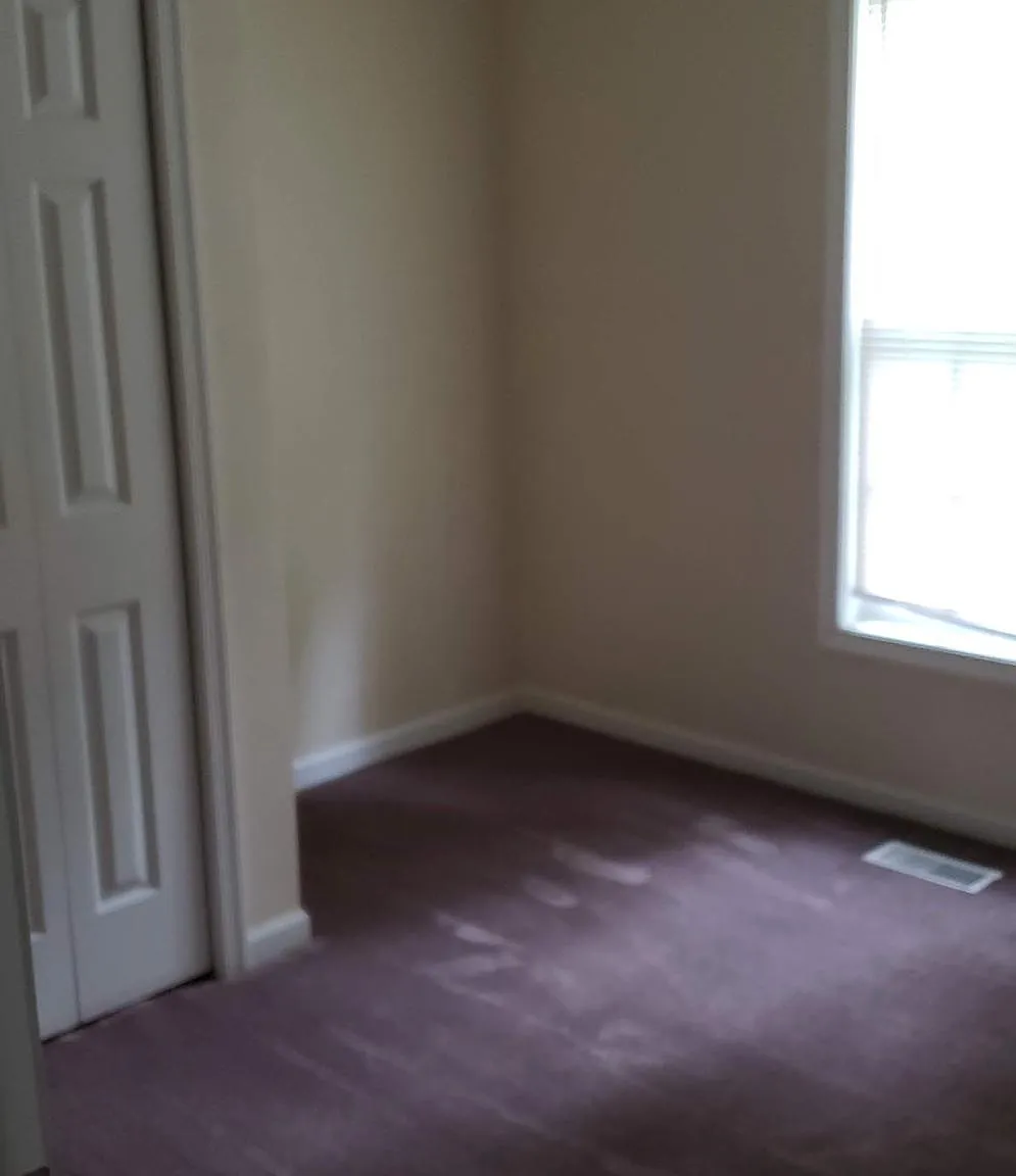 2 bed, 850 sqft, $1,350 — Photo 3