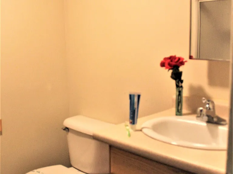 Aces Apartments — Photo 45