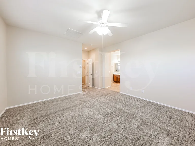25942 N 54th Ave — Photo 10
