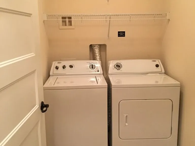 Briton Trace Apartments — Photo 91