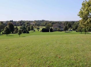 41W099 Brown Rd, St Charles, IL 60175