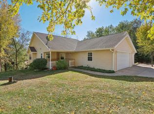 E12017 Grubers Grove Rd, Prairie Du Sac, WI 53578