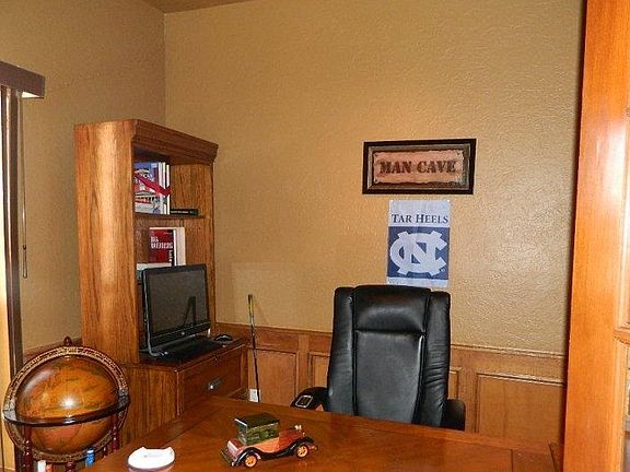 3rd image of 7 NW Legacy Dr