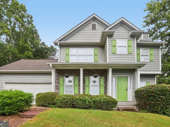 300 Harcourt Pl, Peachtree City, GA 30269