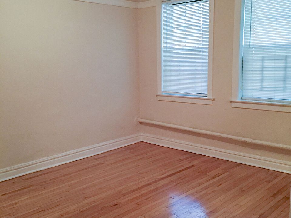 1st image of 1941 W Winnemac Ave #1943