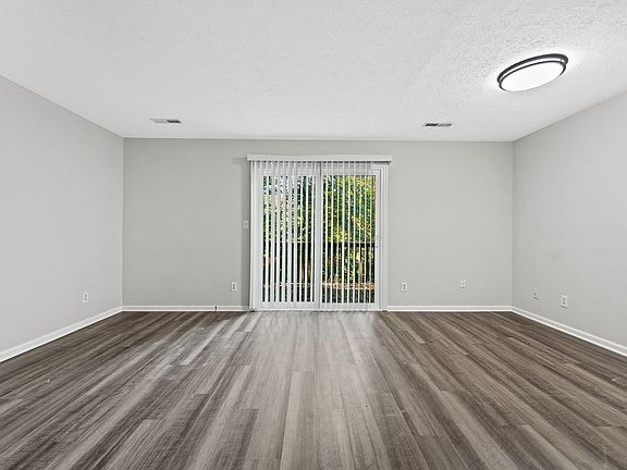 5th image of 1711 Wards Ferry Rd APT 15