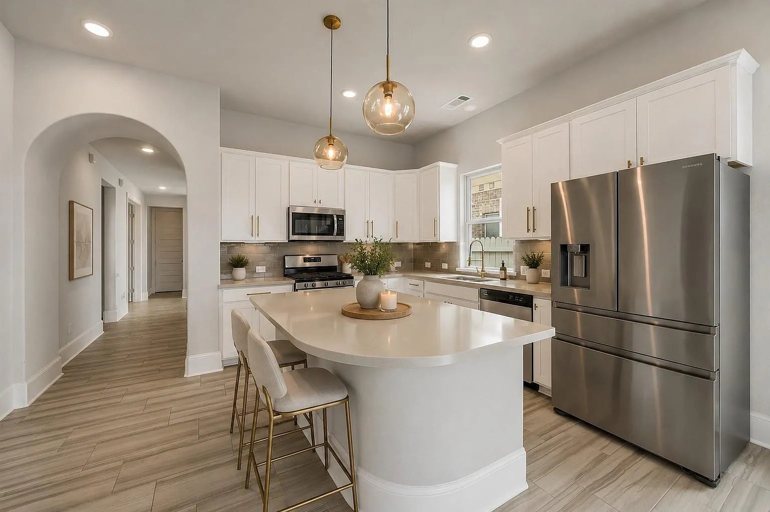 4 bed, 2.5 bath, 2353 sqft, $2,950 — Photo 4
