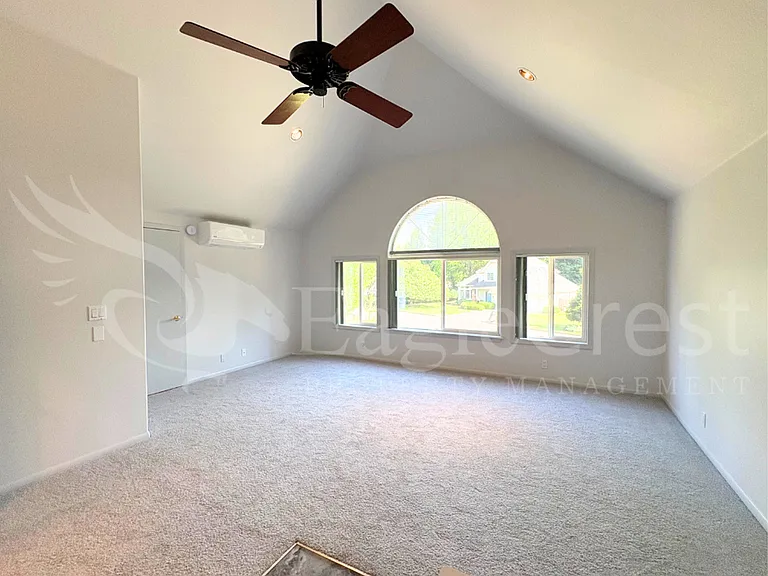 1211 Yellowhawk Way #B — Photo 14