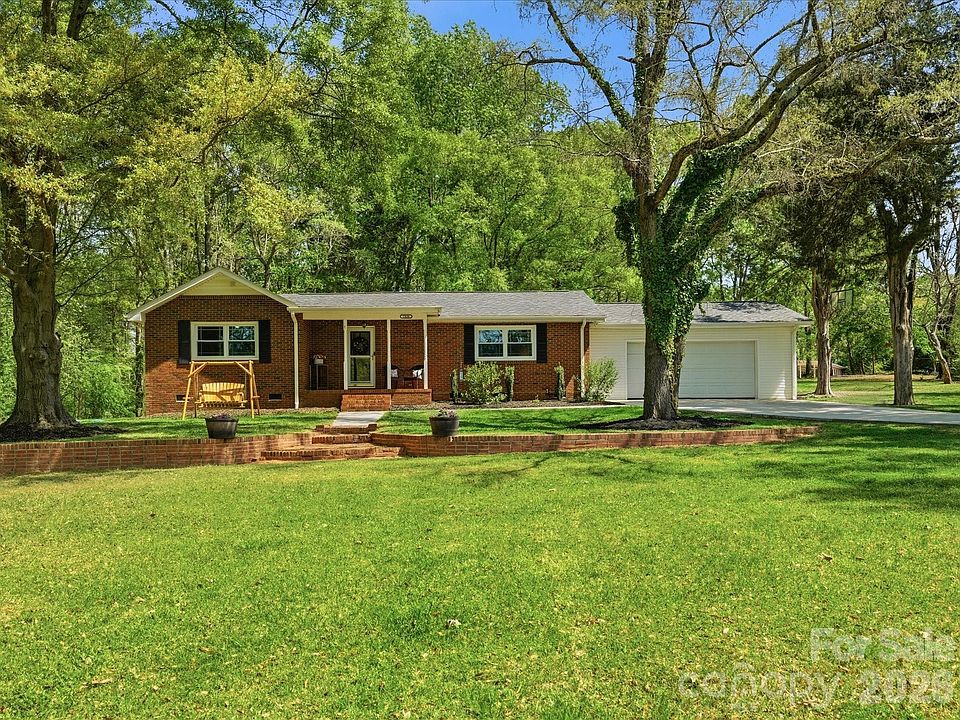 1st image of 7836 Van Wyck Rd