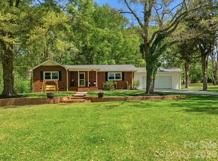 7836 Van Wyck Rd, Lancaster, SC 29720