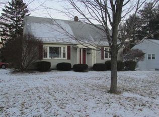 40 Cherry Ave, Delmar, NY 12054