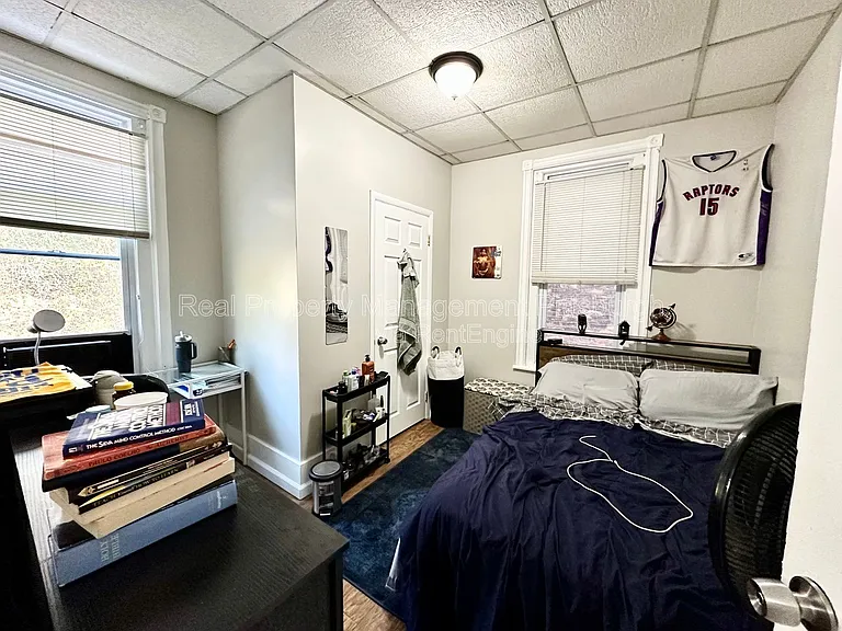 335 Lawn St — Photo 9