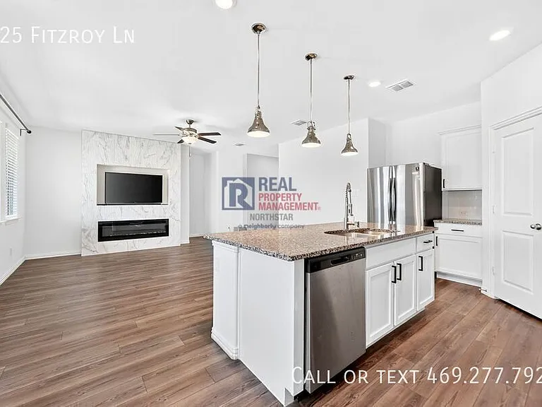 625 Fitzroy Ln — Photo 15