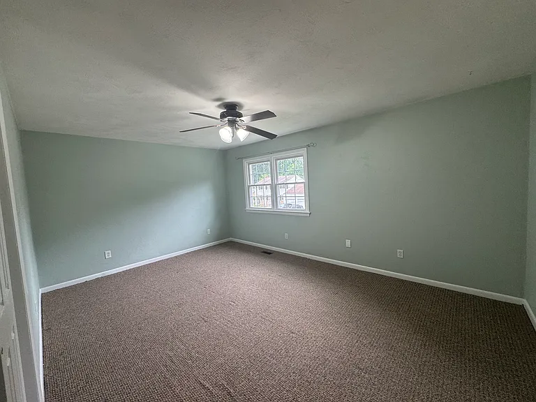 114 Olin Dr — Photo 20